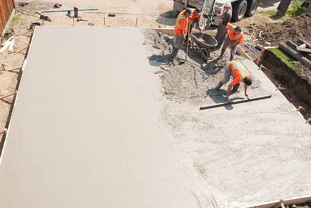 Best Residential Concrete Services  in Macdonnell Heights, NY